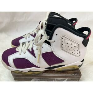 Nike Air Jordan 6 Retro Kids 5.5 Y GUC